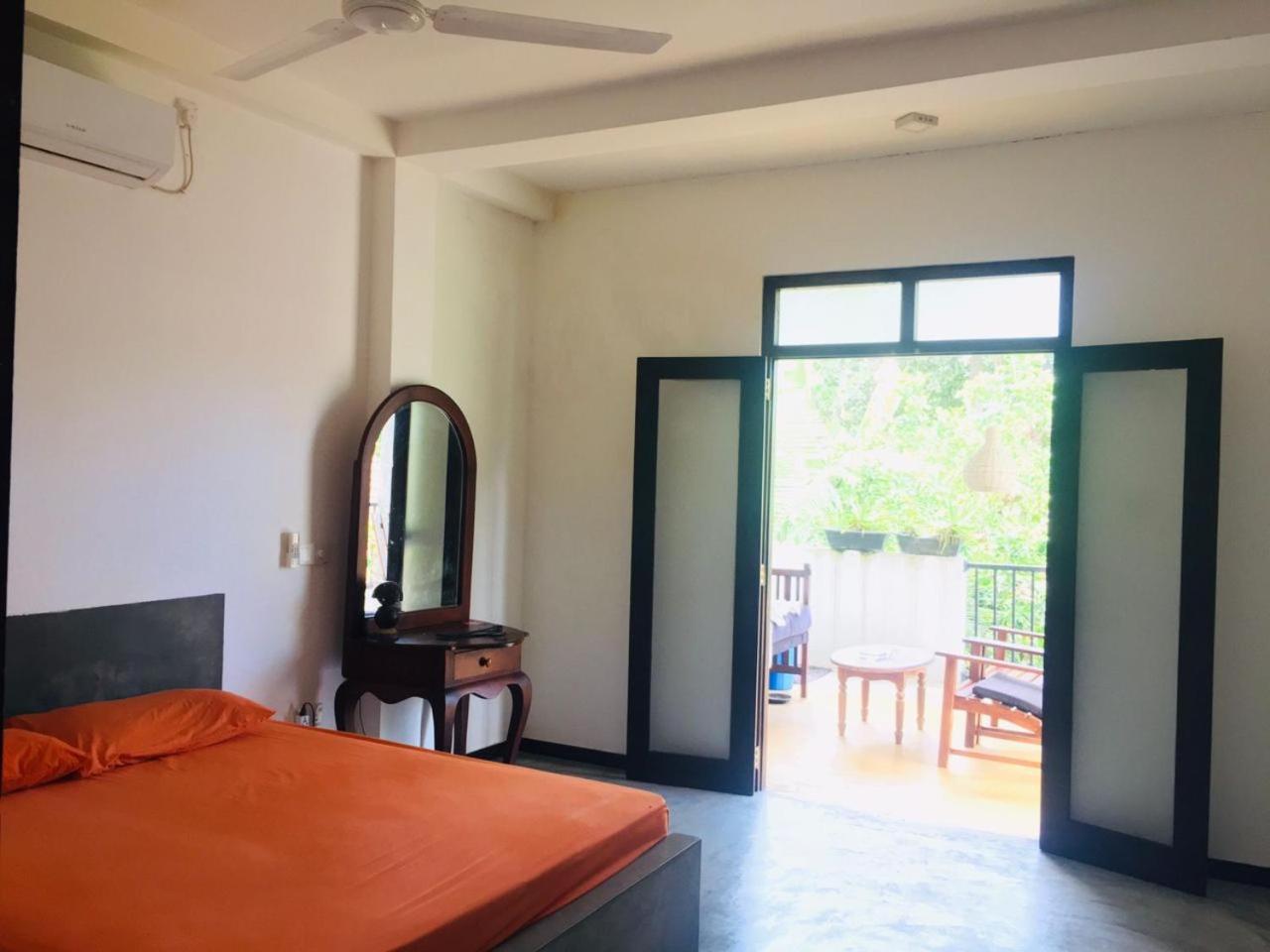 Om Villa Hikkaduwa Luaran gambar