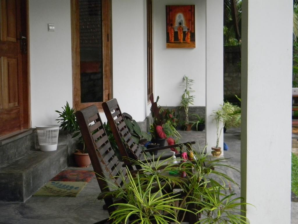 Om Villa Hikkaduwa Luaran gambar