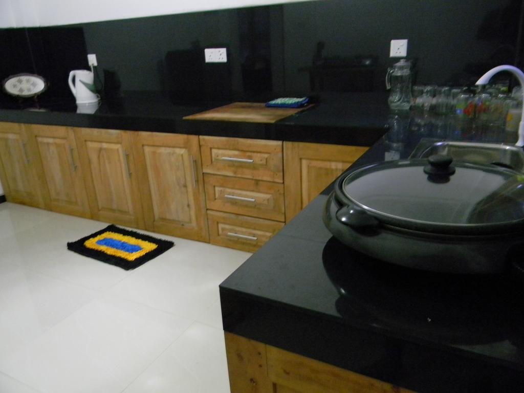 Om Villa Hikkaduwa Luaran gambar